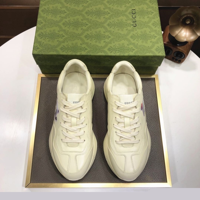 G*u*i casual shoes